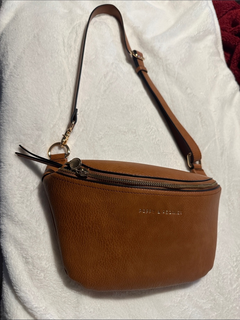 Women's Leather Crossbody Belt Bag in Cognac Brown